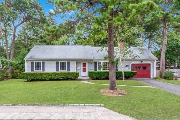 64 Taft Rd, Yarmouth, MA 02673