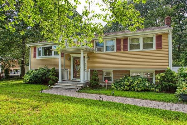 476 Turnpike St, Stoughton, MA 02072