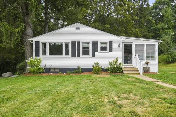 3 Sandy Drive, North Brookfield, MA 01535