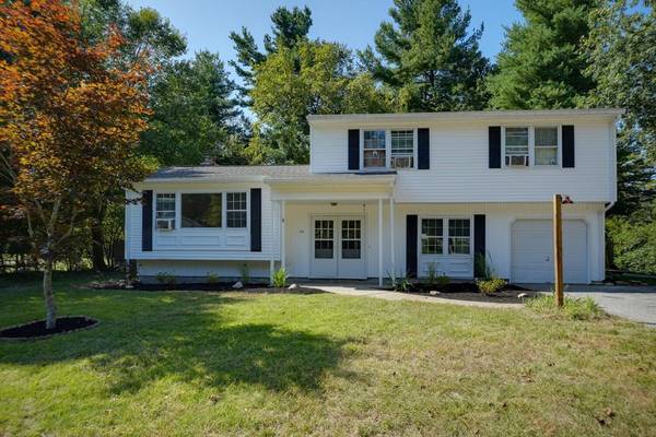 42 Westfield Dr, Holliston, MA 01746