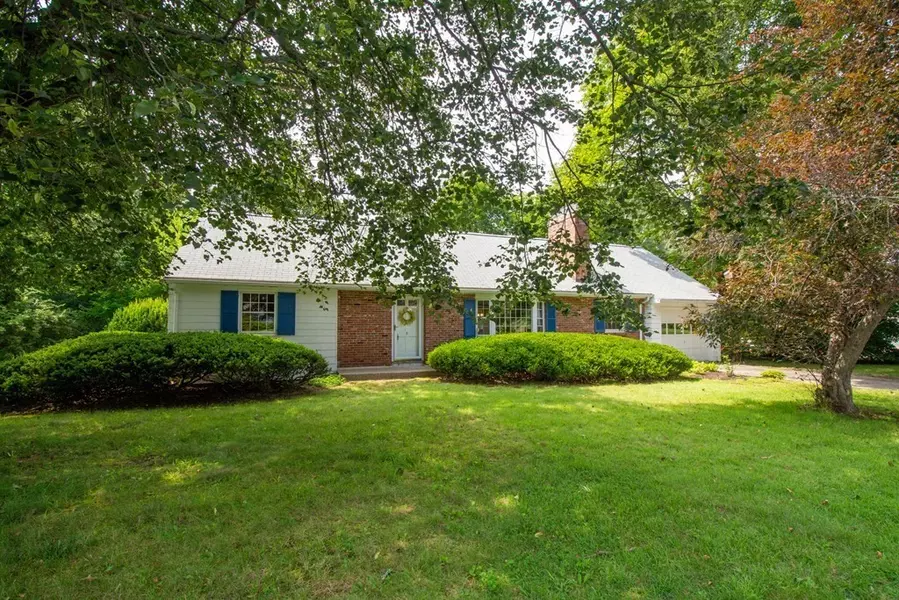 3 Brookside Circle, Acton, MA 01720