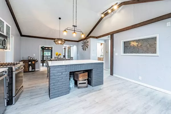 Southwick, MA 01077,234 Feeding Hills Rd