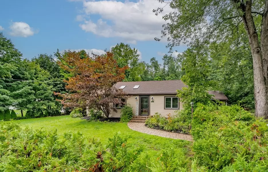 234 Feeding Hills Rd, Southwick, MA 01077