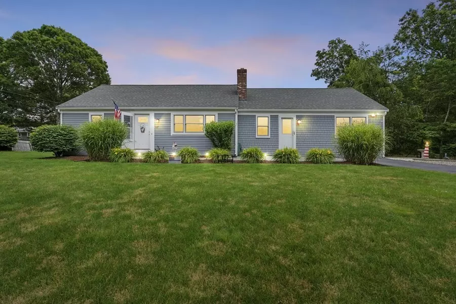 127 Captain Bacon Rd, Yarmouth, MA 02664