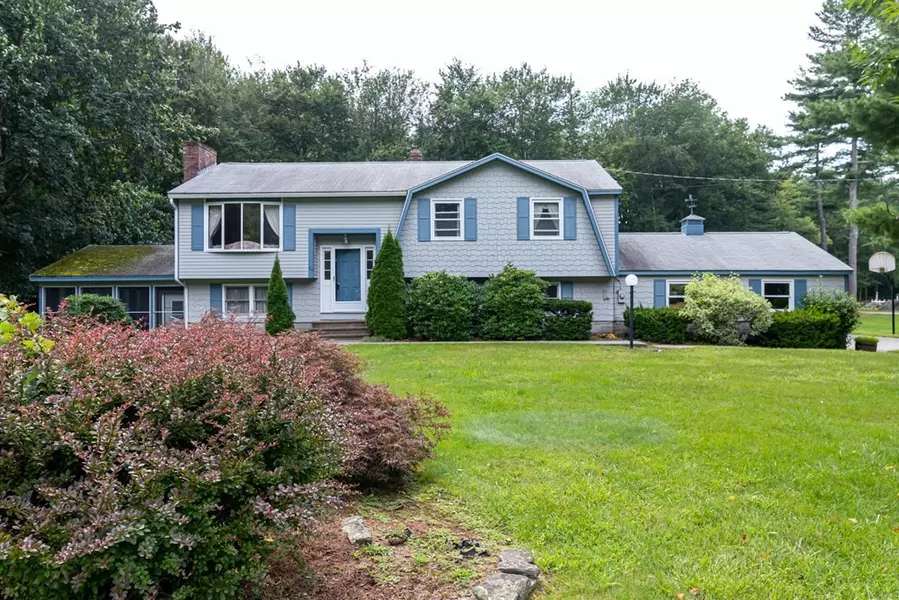 26 Winter Hill, Dracut, MA 01826