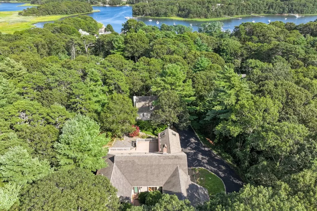 Barnstable, MA 02648,103 Dory Cir