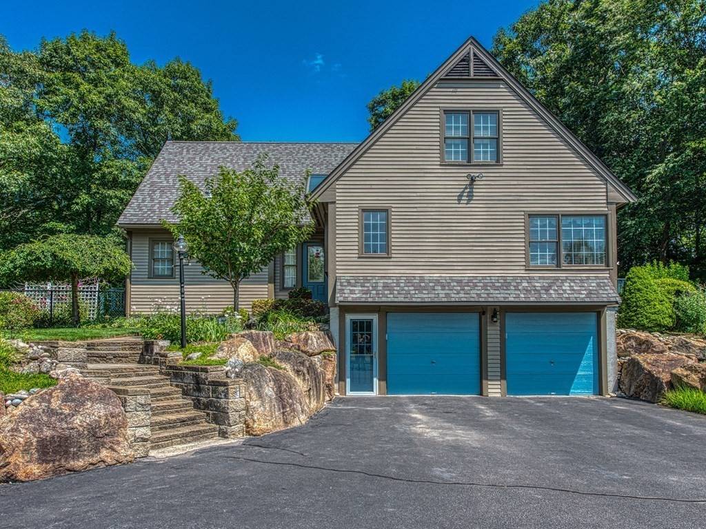 30 Turnstone Terrace, Stoughton, MA 02072