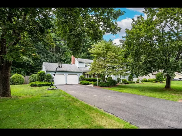 East Longmeadow, MA 01028,39 Lenox Cir