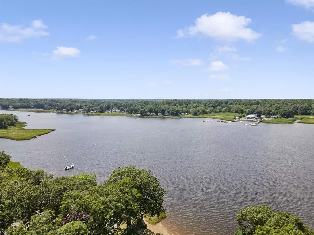 Wareham, MA 02571,14 3rd Ave