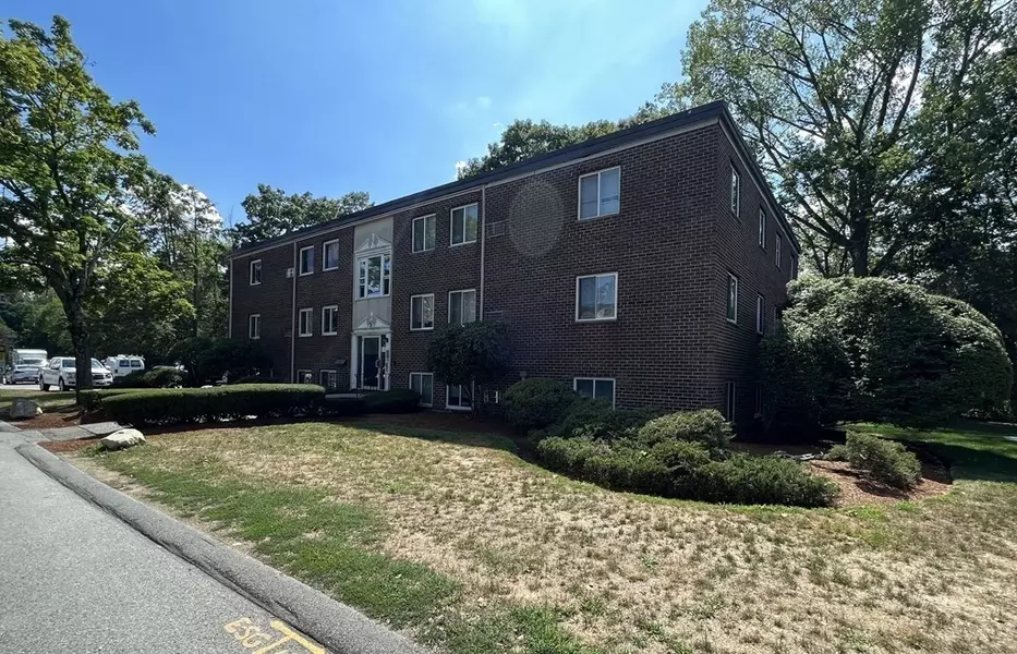 2 Universal St #9, Framingham, MA 01702