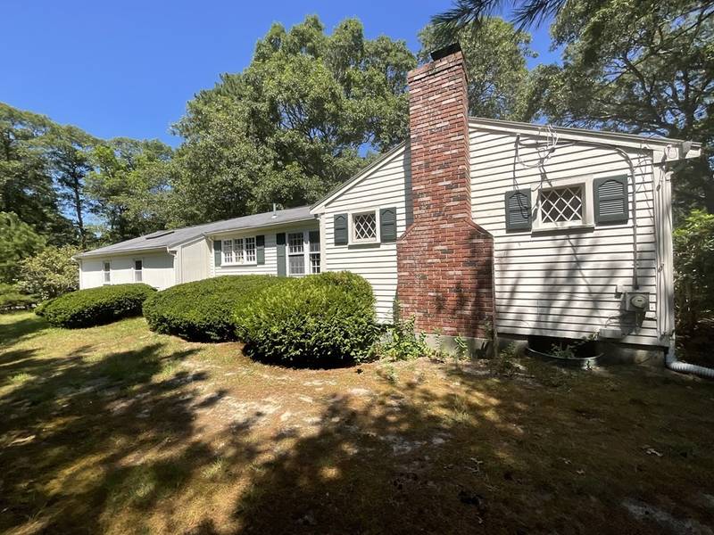 155 5 Corners Rd, Barnstable, MA 02632