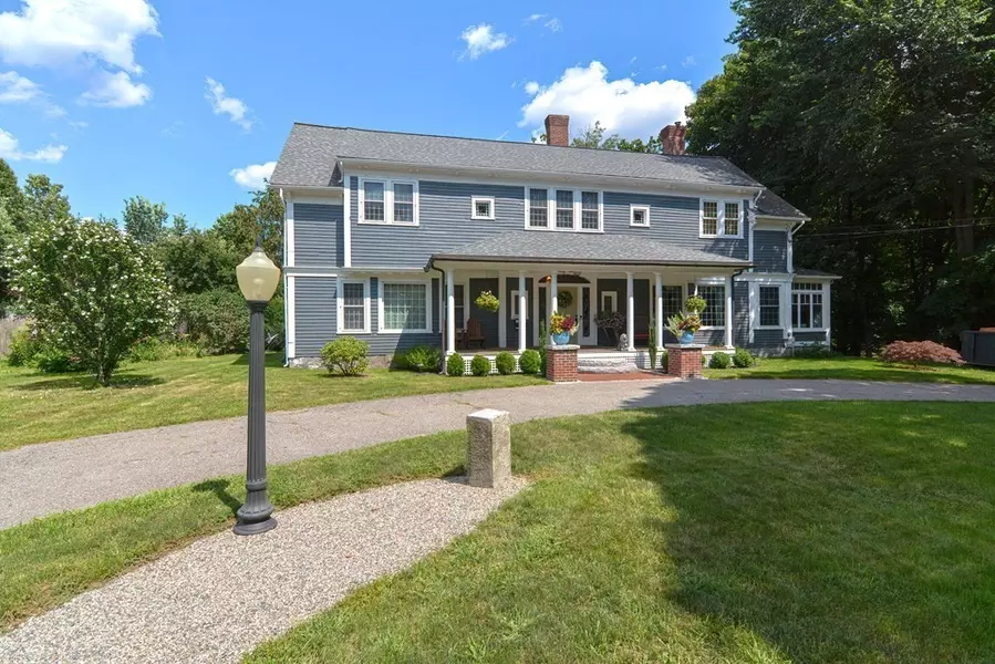 35 Capron Street, Uxbridge, MA 01569