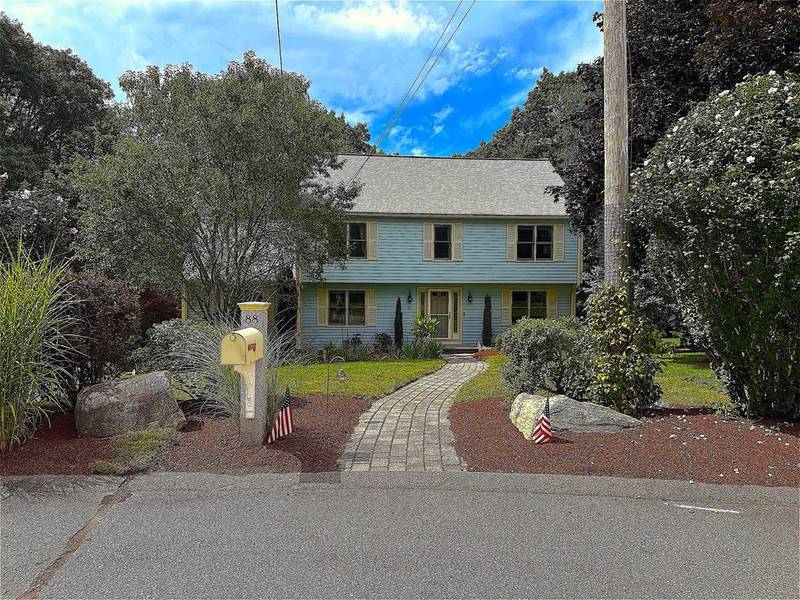 88 Pickering Avenue, Bellingham, MA 02019