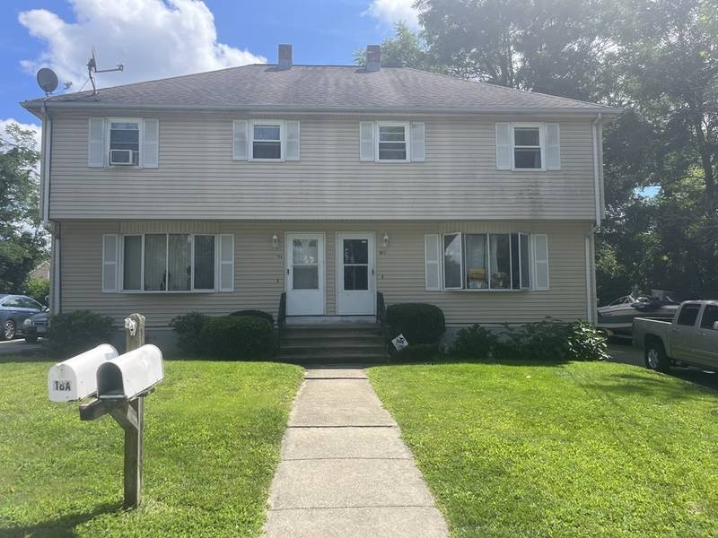 18 Hampton St #B, Worcester, MA 01604