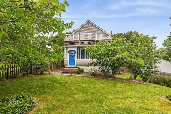 15 Linden Thomas Rd, Randolph, MA 02368