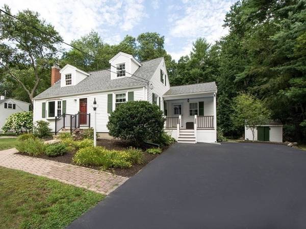 300 Plain St, Hanover, MA 02339