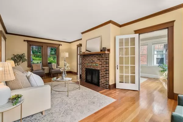 Watertown, MA 02472,15 Arden Rd