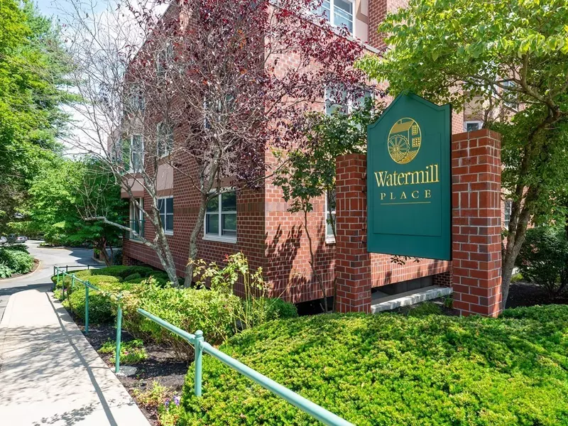 1 Watermill Place #302, Arlington, MA 02474