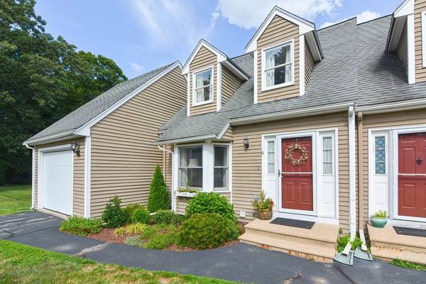 88 Cocasset St #6, Foxboro, MA 02035