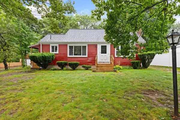 53 Willow, Reading, MA 01867