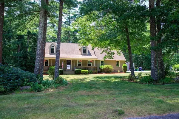 Carver, MA 02330,14 Ba