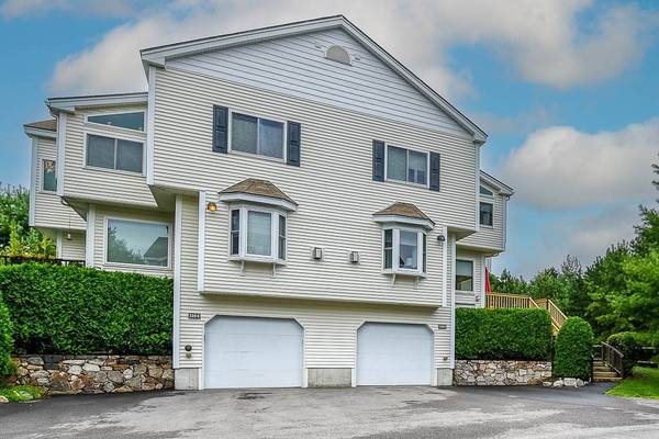 Bellingham, MA 02019,1303 Old Bridge Ln #1303