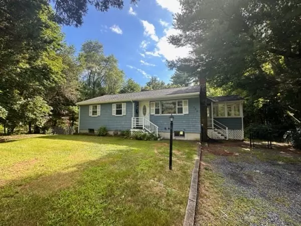 220 Monponsett St, Hanson, MA 02341