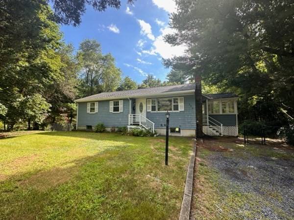 220 Monponsett St, Hanson, MA 02341