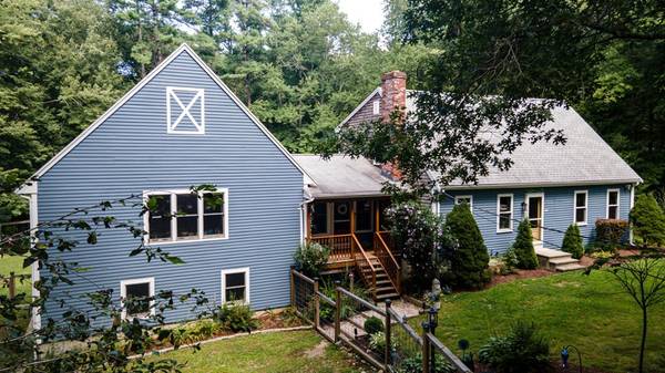 107 Doctor Braley Rd, Freetown, MA 02717