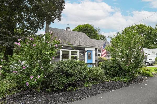 125 Green St, Weymouth, MA 02191