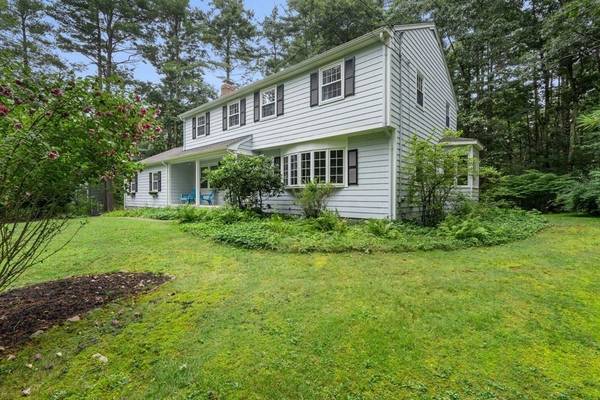 122 Causeway Street, Medfield, MA 02052