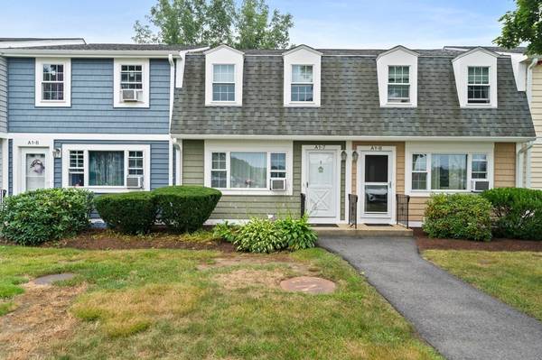 7 Lydon Ln #A1, Halifax, MA 02338