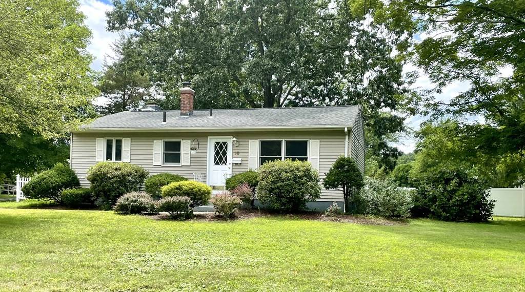 16 Shawmut St, East Longmeadow, MA 01028