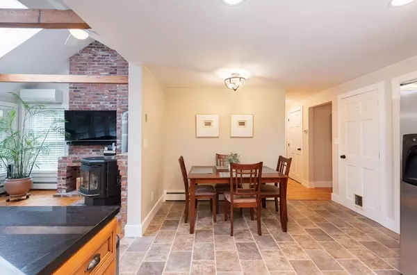 Salem, NH 03079,17 Norwood Rd