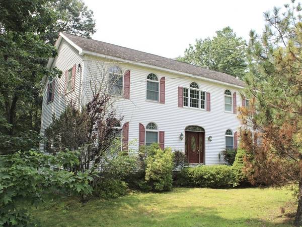 1805 Main St, Holden, MA 01522