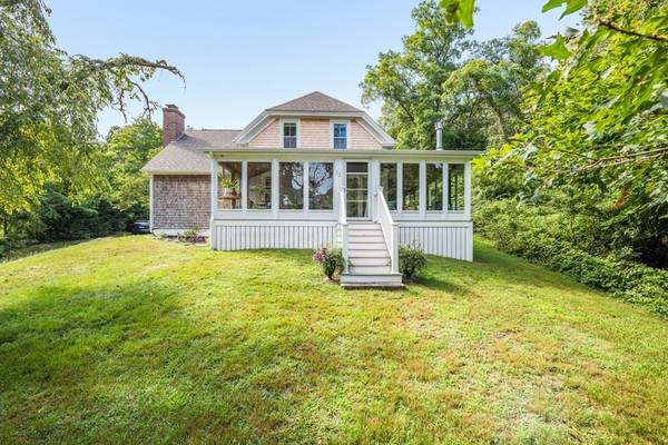 32 Bournedale Rd, Bourne, MA 02532