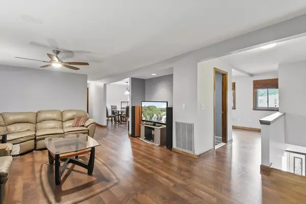 Agawam, MA 01001,77 Beekman Drive #77