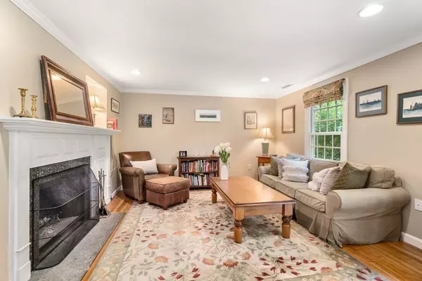 Weston, MA 02493,43 Jericho Road #43