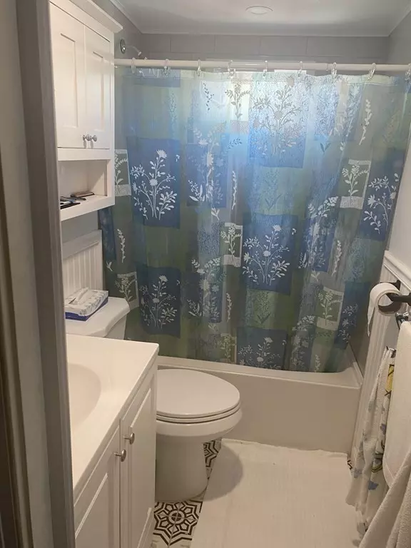 Acushnet, MA 02743,13 Jake Lane