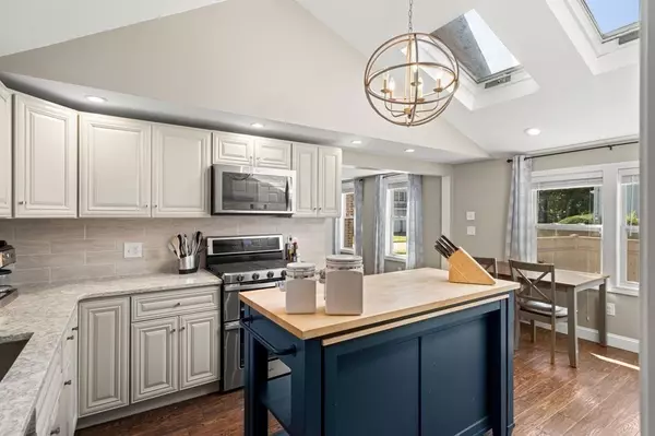 Reading, MA 01867,7 Washington Street