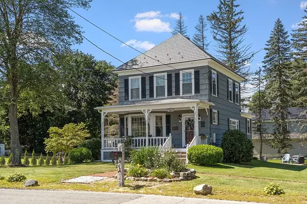 309 Chandler St, Tewksbury, MA 01876
