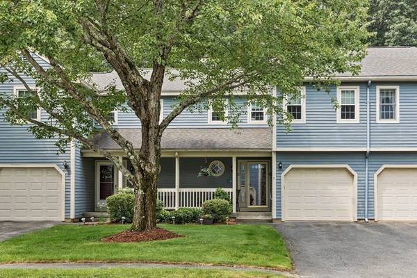 2 Village Green #2, Sturbridge, MA 01566