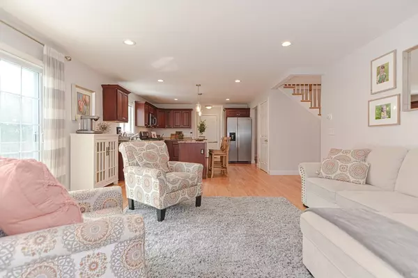 Stow, MA 01775,32 Orchard Dr #32