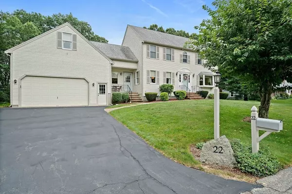 22 Weyfair Path, Weymouth, MA 02190