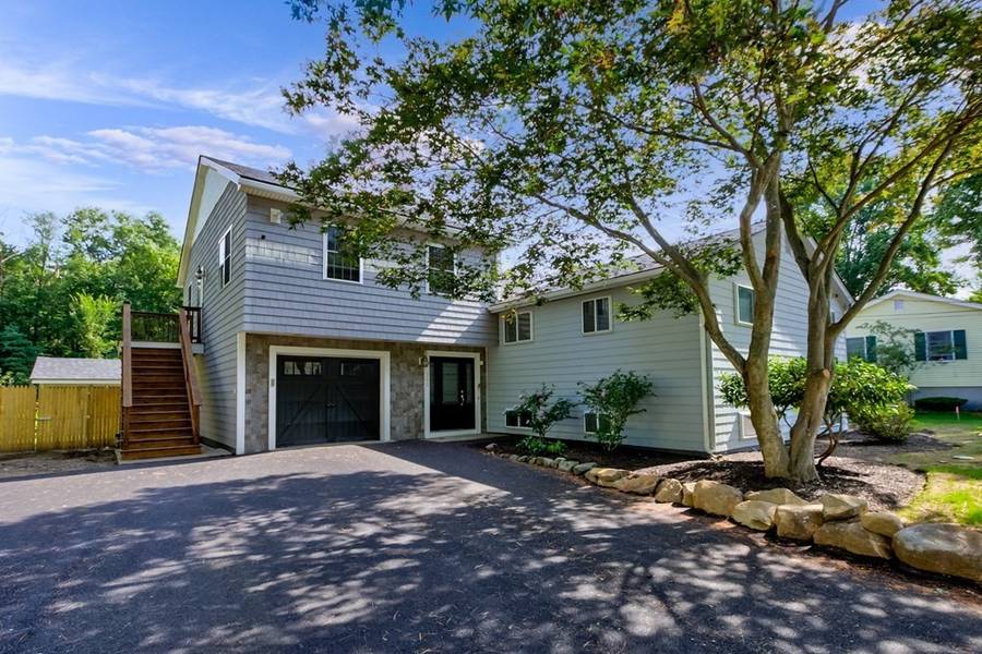 200 Jerrold St, Holliston, MA 01746