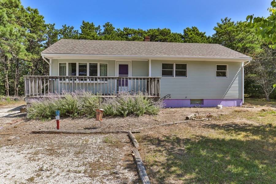 8 Pine Ridge End, Truro, MA 02652