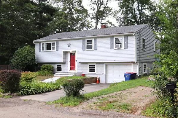 Wareham, MA 02571,3 E Edgewater Dr