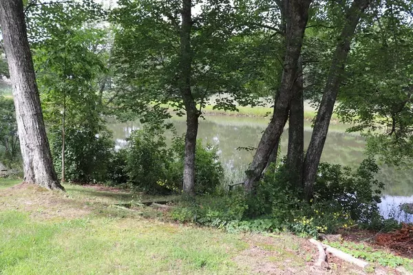 Wareham, MA 02571,3 E Edgewater Dr