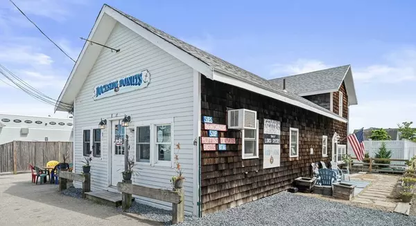 15 Sea St, Marshfield, MA 02050