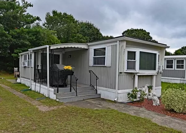 Wareham, MA 02538,27 Regina